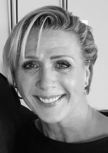 Deanna Panting CEO Qwixskinz